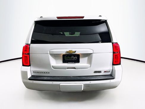 Used 2020 Chevrolet Suburban LT image 7