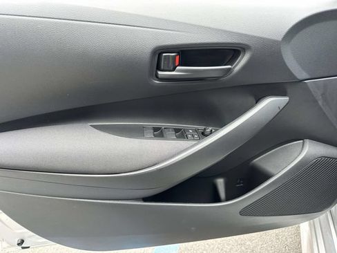 Used 2023 Toyota Corolla LE FWD image 17