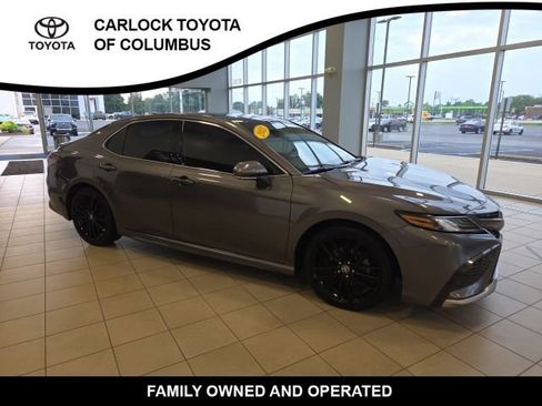 Used 2021 Toyota Camry XSE FWD image 6