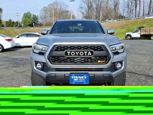 Used 2021 Toyota Tacoma TRD Off-Road image 8