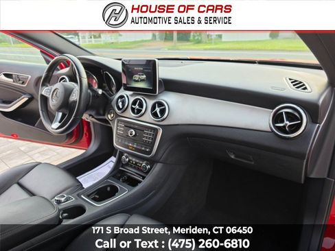 Used 2016 Mercedes-Benz GLA 250 4MATIC image 46