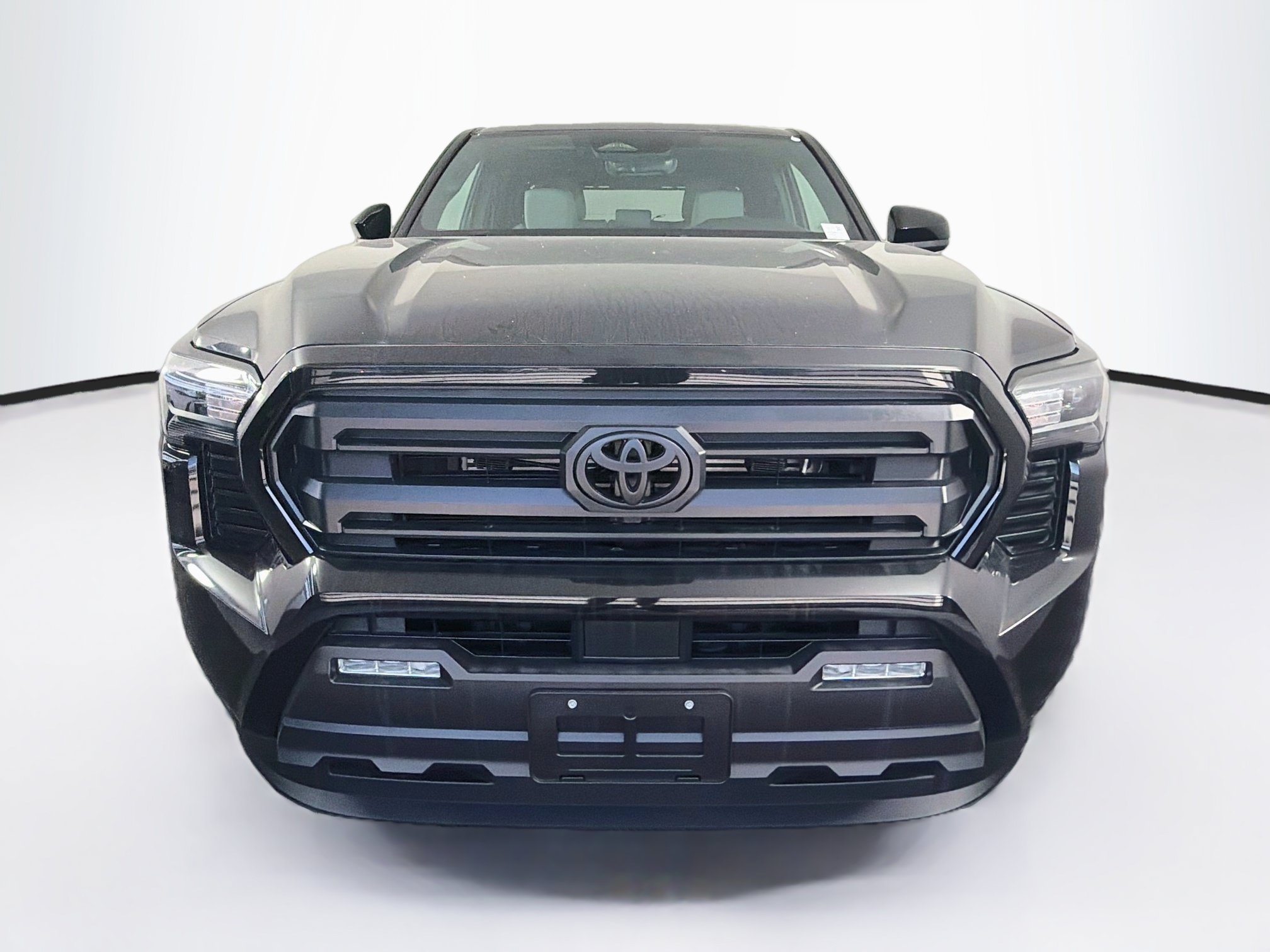 Used 2026 Toyota Tacoma SR5 AWD/4WD image 2