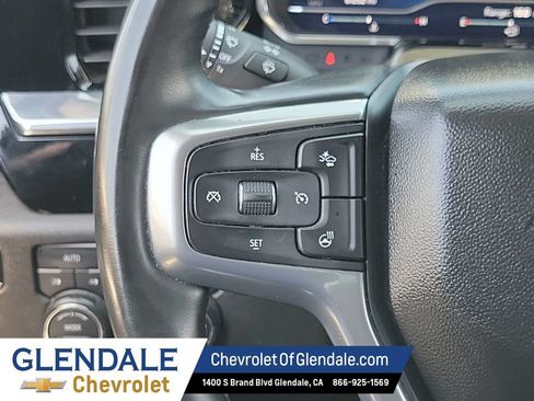 Certified 2025 Chevrolet Silverado 1500 LT AWD/4WD image 32