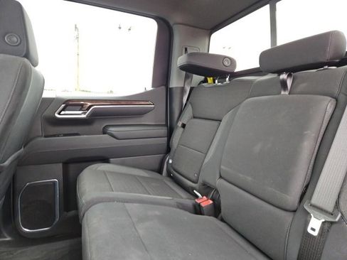 Used 2025 GMC Sierra 1500 Elevation w/ Preferred Package image 16