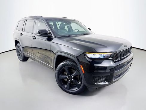 Used 2023 Jeep Grand Cherokee L Laredo AWD/4WD image 3
