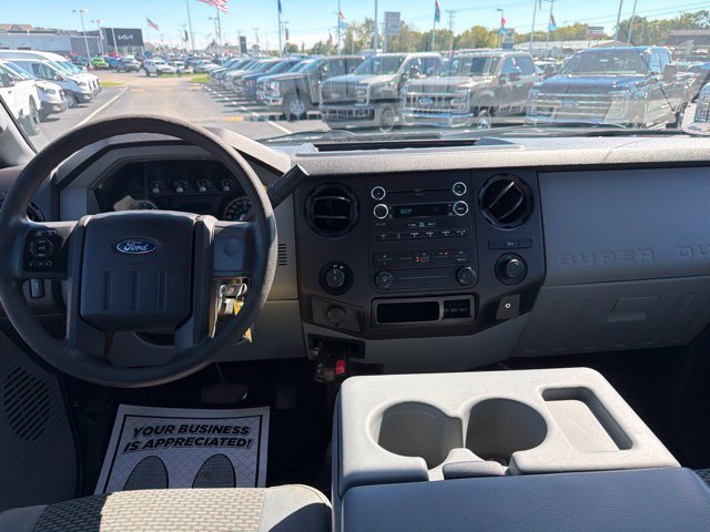 Used 2016 Ford F250 XL w/ XL Appearance Package AWD/4WD image 11