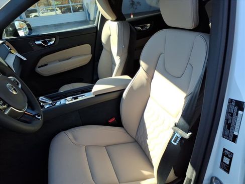 New 2026 Volvo XC60 B5 Core image 15