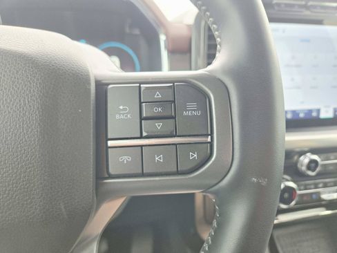 Used 2022 Ford F150 Lariat w/ Equipment Group 502A High AWD/4WD image 26