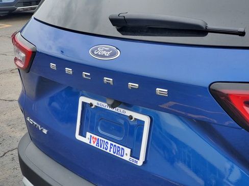 Used 2023 Ford Escape Active w/ Tech Pack #2 AWD/4WD image 29