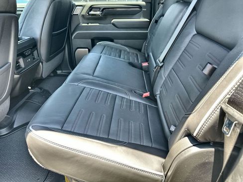 New 2026 GMC Sierra 2500 AT4X w/ LPO, Black Badging Package AWD/4WD image 16