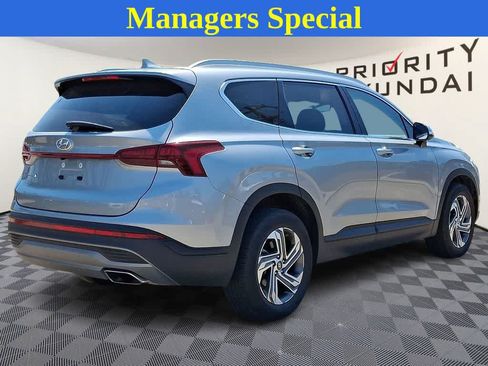 Used 2023 Hyundai Santa Fe SEL FWD image 4