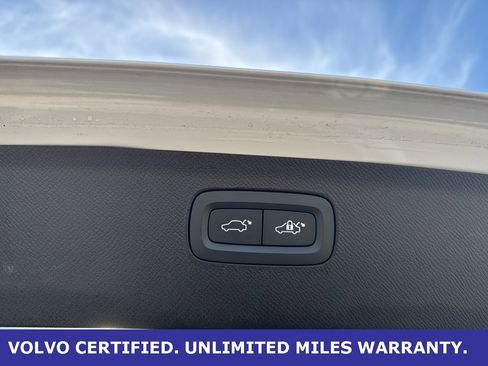 Certified 2023 Volvo XC90 B6 Plus w/ Protection Package Premier image 9