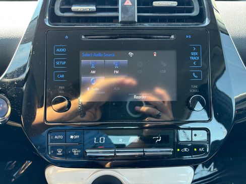 Used 2016 Toyota Prius Two FWD image 21