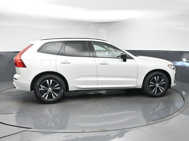 Used 2024 Volvo XC60 B5 Core w/ Climate Package AWD/4WD image 9