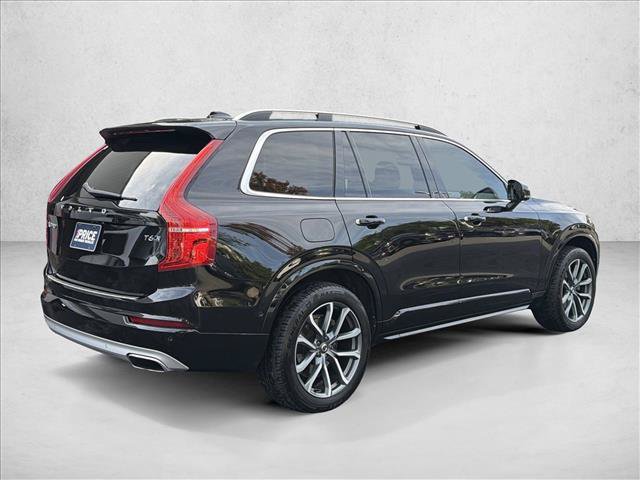 Used 2018 Volvo XC90 T6 Momentum w/ Convenience Package AWD/4WD image 5