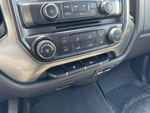 Used 2019 Chevrolet Silverado 1500 LT AWD/4WD image 19