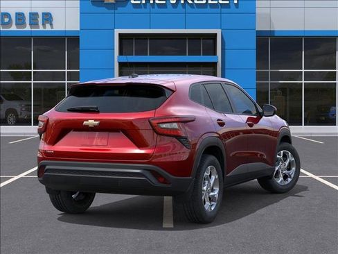 New 2026 Chevrolet Trax LS w/ LS Convenience Package image 4