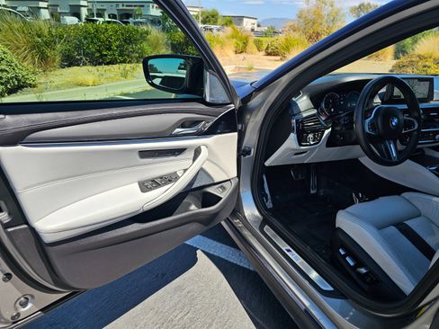 Used 2018 BMW M5 w/ Executive Package AWD/4WD image 20