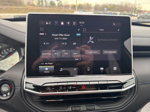 New 2026 Jeep Compass Latitude image 26