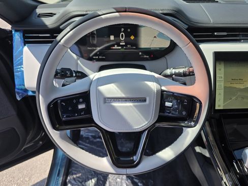 New 2026 Land Rover Range Rover Sport Dynamic SE AWD/4WD image 14