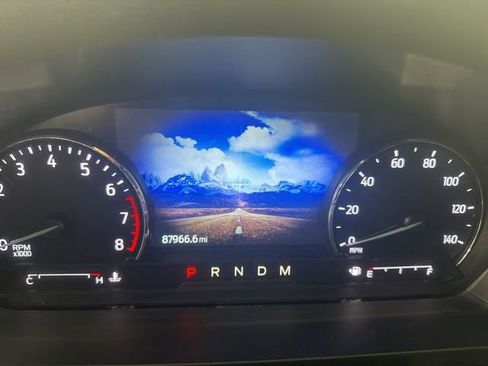 Used 2020 Ford Explorer XLT RWD image 16