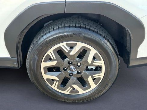Used 2026 Subaru Forester w/ Base/Premium Plus Package AWD/4WD image 10
