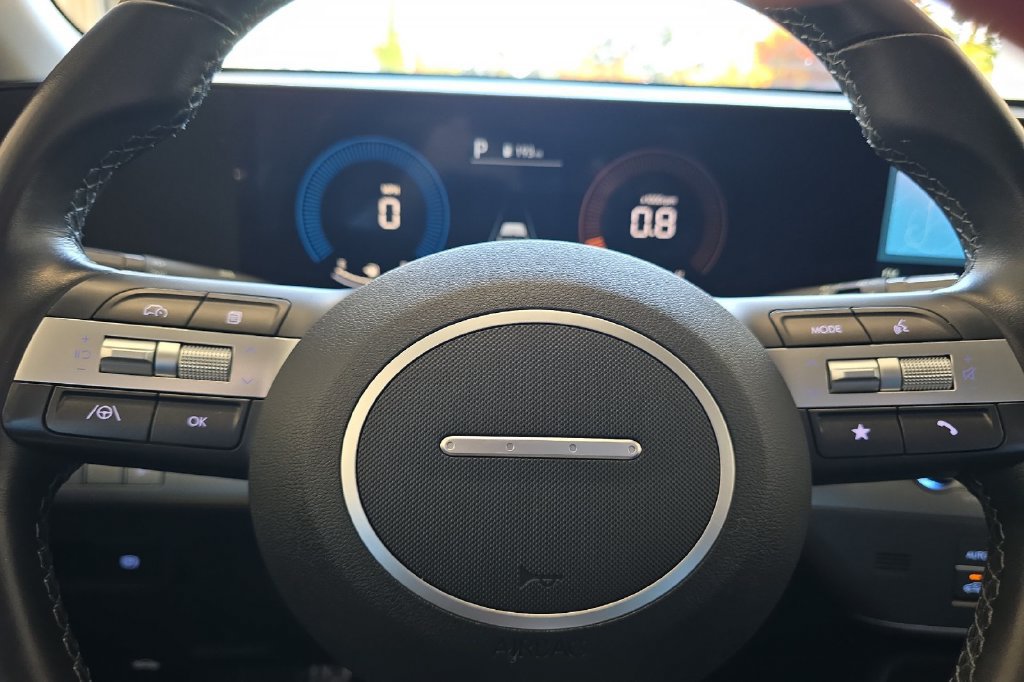 Used 2025 Hyundai Kona SEL AWD/4WD image 22