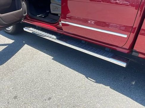 Used 2018 GMC Sierra 1500 SLT w/ SLT Premium Package AWD/4WD image 30