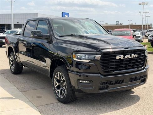 New 2026 RAM 1500 Laramie w/ Sport Appearance Package AWD/4WD image 3
