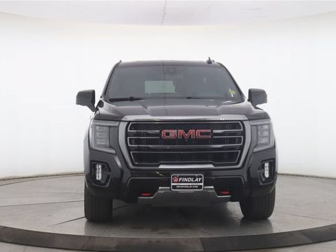 Used 2021 GMC Yukon AT4 w/ AT4 Premium Plus Package AWD/4WD image 12