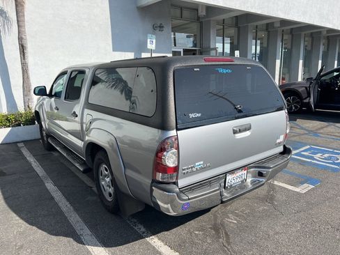 Used 2014 Toyota Tacoma 2WD Double Cab image 18