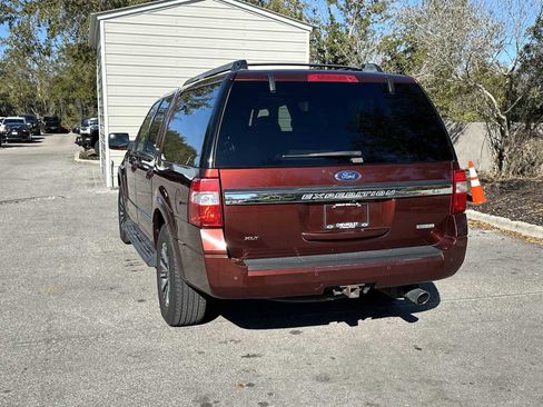 Used 2017 Ford Expedition EL XLT w/ Equipment Group 202A image 4