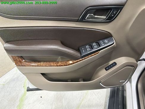 Used 2018 Chevrolet Suburban Premier AWD/4WD image 25