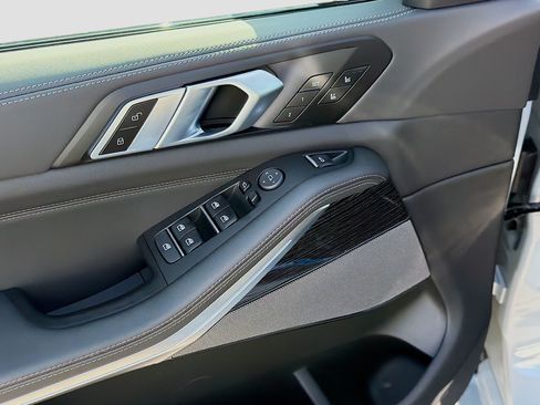 New 2026 BMW X5 M60i AWD/4WD image 22