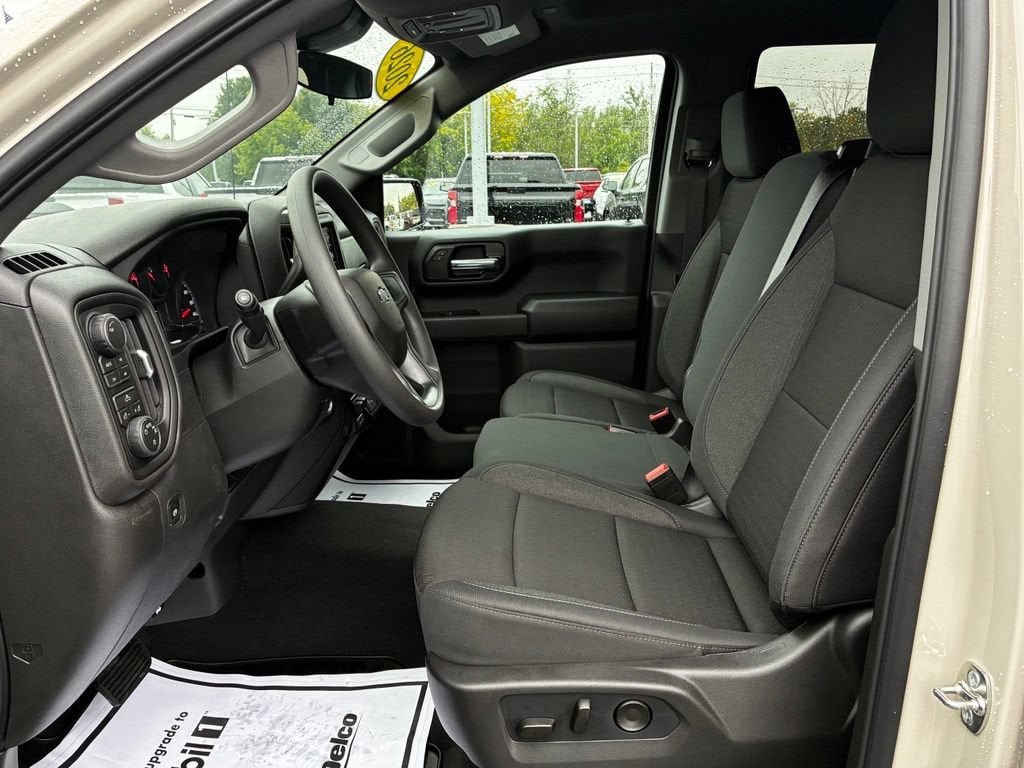 New 2026 Chevrolet Silverado 1500 Custom Trail Boss AWD/4WD image 4