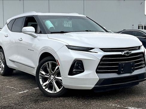 Used 2021 Chevrolet Blazer Premier w/ Driver Confidence II Package image 2