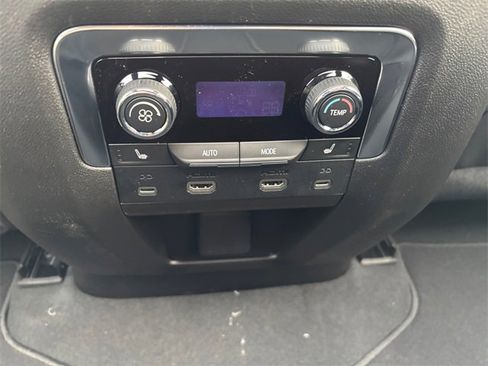 New 2026 Chevrolet Tahoe High Country image 34