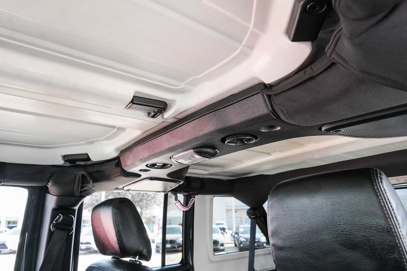 Used 2018 Jeep Wrangler Unlimited Sport AWD/4WD image 25