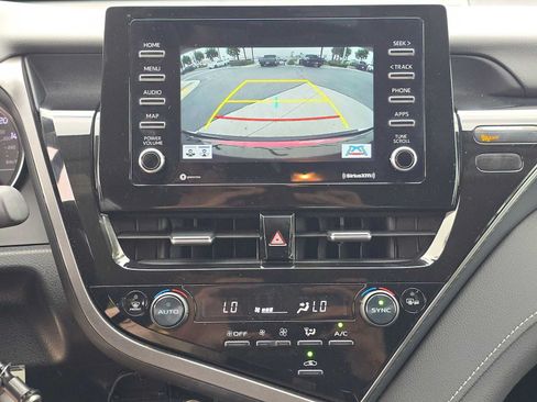 Used 2024 Toyota Camry SE FWD image 26