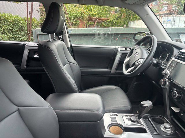 Used 2023 Toyota 4Runner TRD Sport w/ Technology Package AWD/4WD image 7
