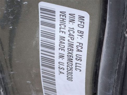 Certified 2021 Jeep Cherokee Trailhawk w/ Trailer Tow Group image 32