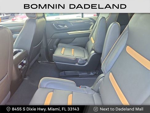 Used 2023 GMC Yukon AT4 w/ Technology Package image 9