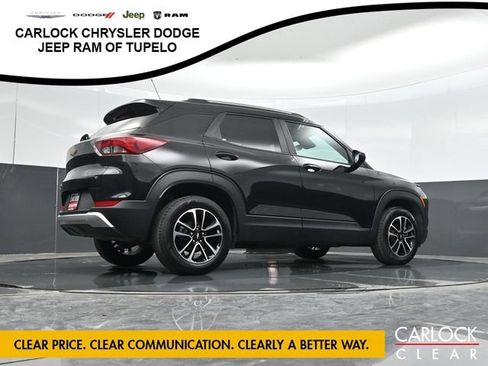 Used 2025 Chevrolet TrailBlazer LT AWD/4WD image 40