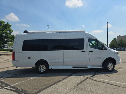 Used 2021 Mercedes-Benz Sprinter 3500 image 13