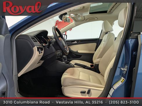 Used 2017 Volkswagen Jetta SEL image 15
