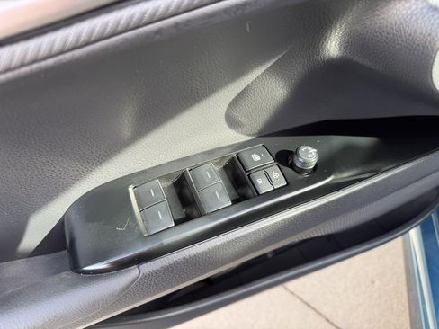 Certified 2025 Toyota Camry SE image 10