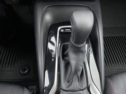 Certified 2025 Toyota Corolla SE image 20