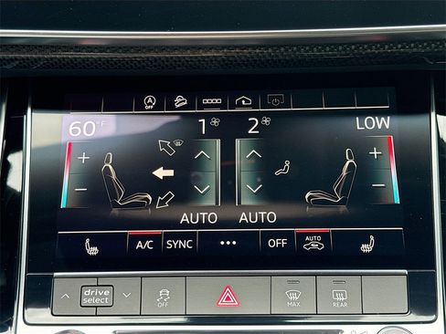 Used 2021 Audi SQ7 Premium Plus w/ Driver Assistance Package image 17