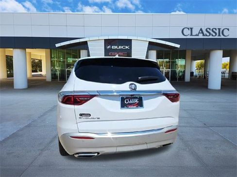 Used 2023 Buick Enclave Essence w/ Experience Buick Package image 7