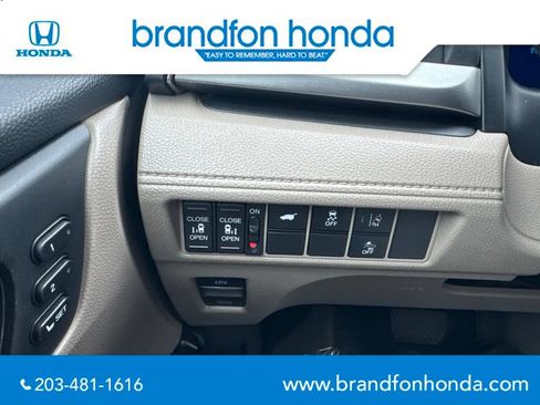 Used 2019 Honda Odyssey EX-L image 16